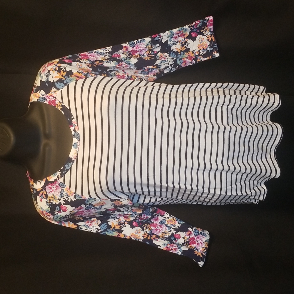 Floral and Striped 3/4 Sleeve Shirt